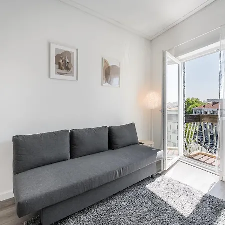 Guestready - A Sunny Moment In *