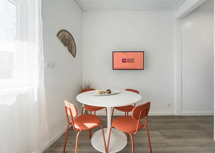 Guestready - A Sunny Moment In